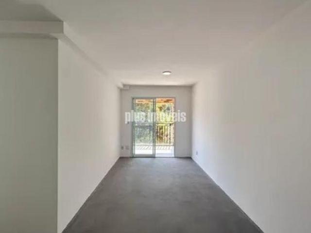 Apartamento à venda com 61m², 2 quartos e sem vag