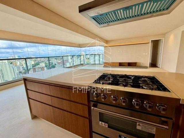 APARTAMENTO À VENDA COM 184 M2 4 QUARTOS 3 VAGAS NA VILA ROMANA