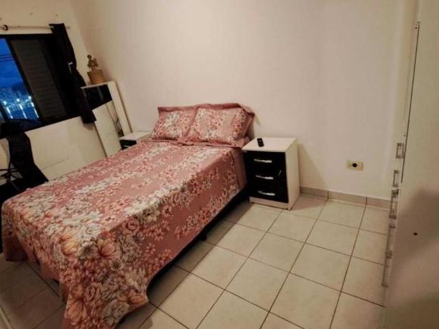 Apartamento a venda com 1 quarto e sala amplos, próximo à praia, Parque Prainha, São Vicente, 41 m²