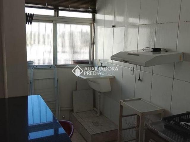 APARTAMENTO À VENDA COM 1 QUARTO E 1 VAGA NO BAIRRO CAVALHADA EM PORTO ALEGRE