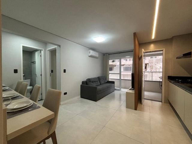 Apartamento à venda com 1 quarto e 52 m² por R$ 880.000