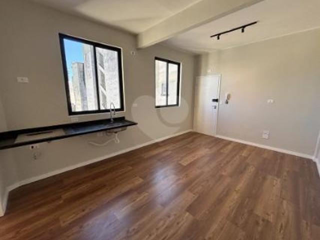 Apartamento á venda com 1 quartos no centro de Curitiba