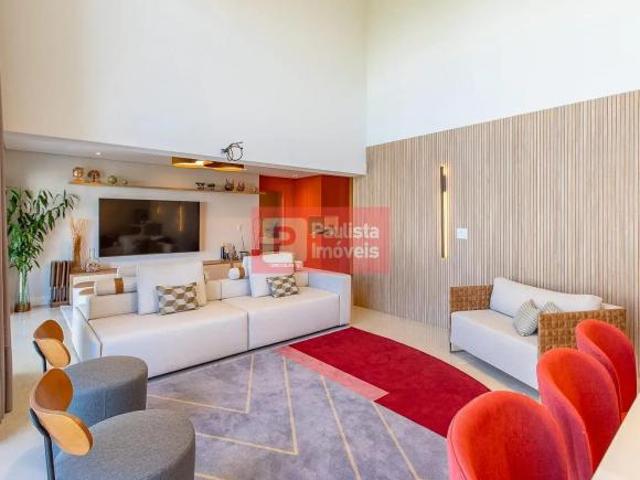 Apartamento à venda, Com 238m² de área útil, São 4 Quartos sendo 4 suítes, 4 Vagas de Garagem na Vil
