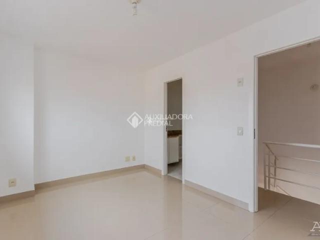Apartamento a venda com 2 dormitórios no condomínio Baviera