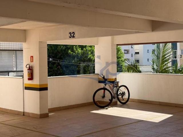 Apartamento a venda com 2 dormitorios no centro de Torres/RS