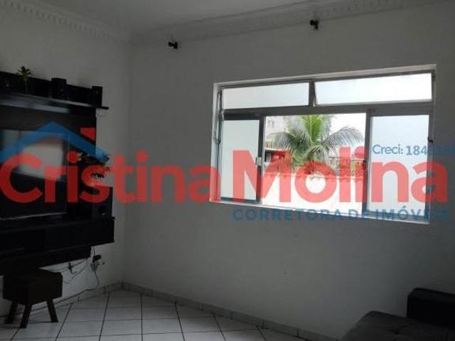 Apartamento à venda com 2 dormitórios, em São Vicente/SP