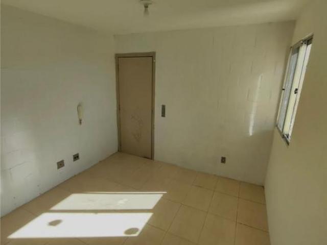 Apartamento à venda com 2 quartos, com sala e cozinha integrada no Bairro Fragat