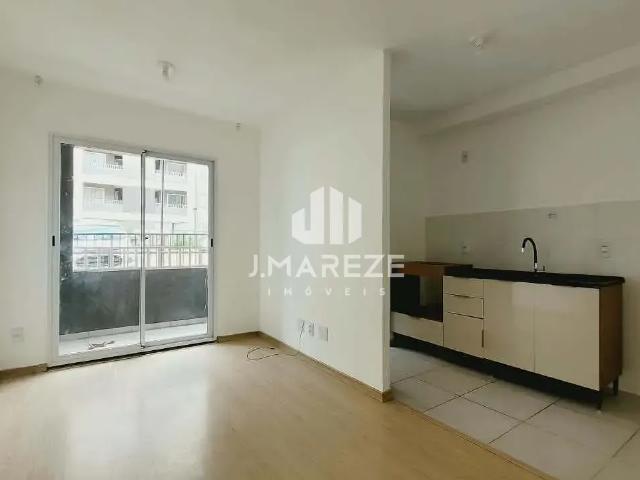 Apartamento à venda com 2 quartos e 48 m² por R$ 200.000