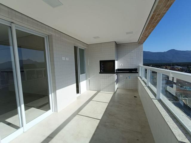 Apartamento à venda com 2 quartos e 78 m² por R$ 780.000