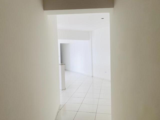 Apartamento à venda com 2 quartos e 94 m² por R$ 650.000