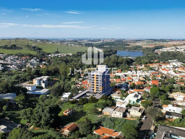 Apartamento à venda com 2 quartos e 117 m² por R$ 570.000