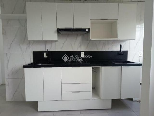 APARTAMENTO À VENDA COM 2 QUARTOS E 1 VAGA DE GARAGEM NO BAIRRO SARANDI EM PORTO ALEGRE