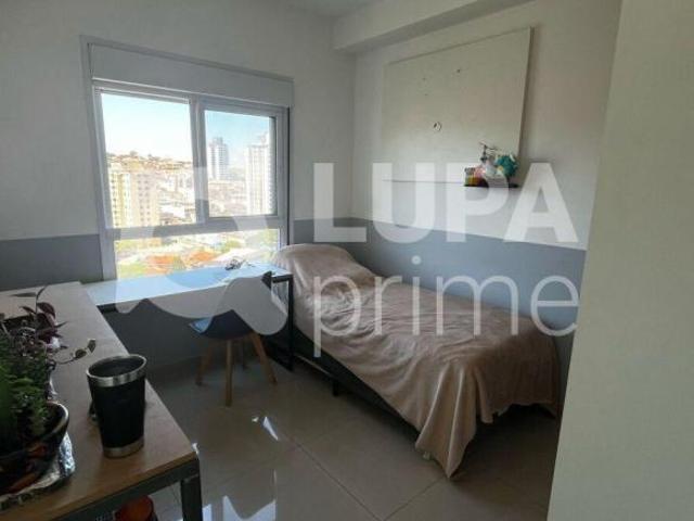 APARTAMENTO Á VENDA COM 2 QUARTOS E 2 VAGAS