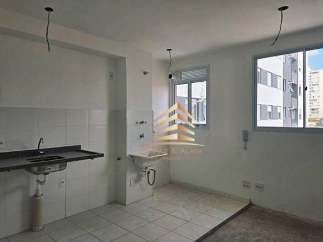 Apartamento a venda com 2 quartos na Vila Galvão Próximo ao Lago dos Patos