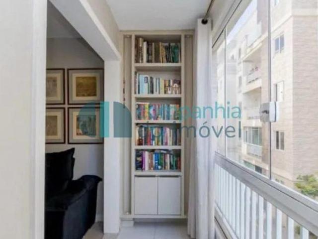Apartamento à Venda com 2 quartos, suíte, Uberaba