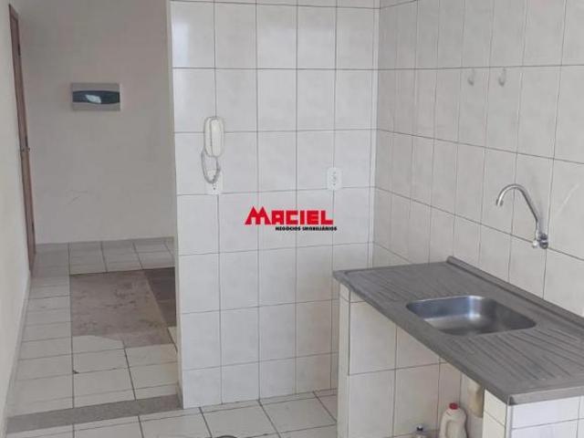 Apartamento a Venda com 2 Quartos Próximo ao Shopping Oriente