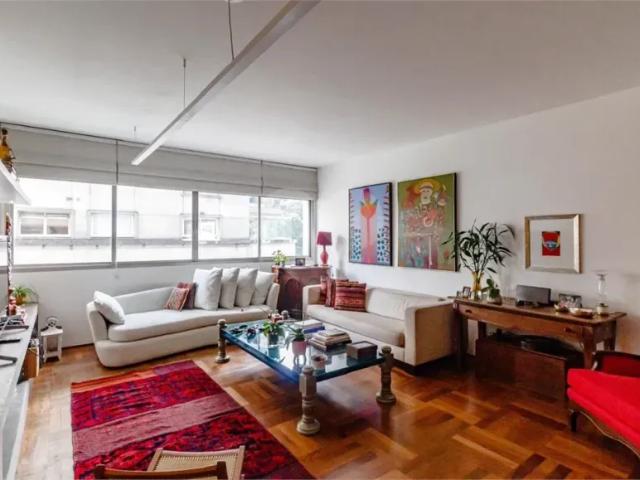 Apartamento a venda com 3 dormitórios e 2 vagas no Jardim América