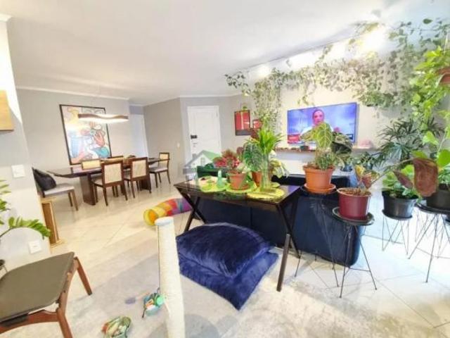 Apartamento a venda com 3 dormitórios, sendo 2 suítes, 3 vagas
