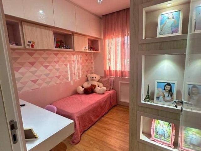 Apartamento à venda com 3 quartos 1 Suíte, 2 vagas, bairro Centro
