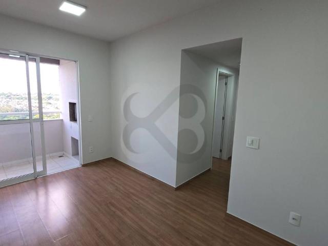 Apartamento à venda com 3 quartos e 66 m² por R$ 530.000