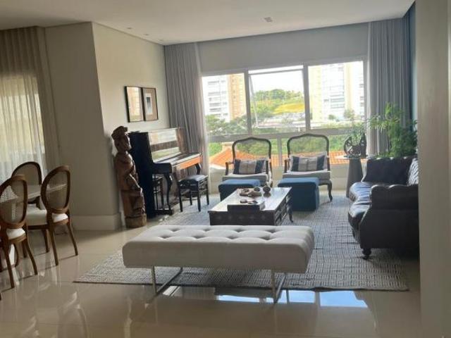 Apartamento à venda com 3 suítes, 176 m², no Condomínio Galleria Boulevard em Campinas