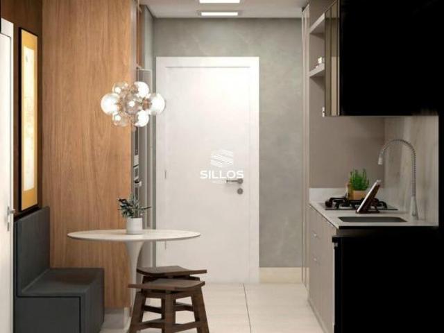 Apartamento à venda com 3 suítes no bairro Santo Inácio em Curitiba