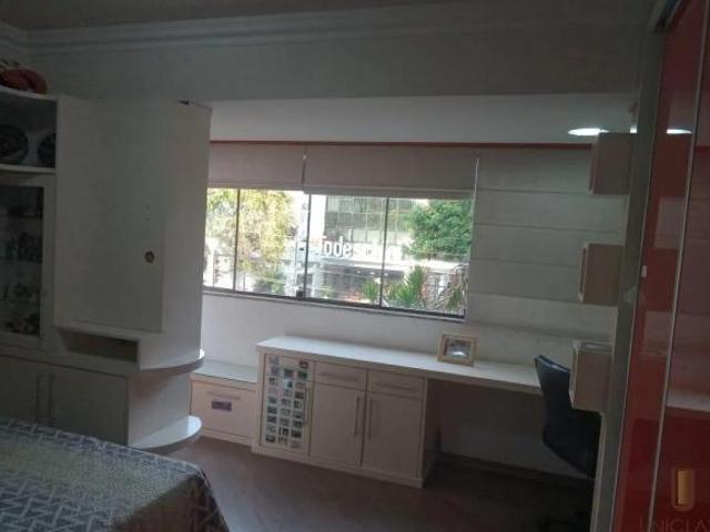 Apartamento à venda com 3 três dormitórios sendo um deles suíte