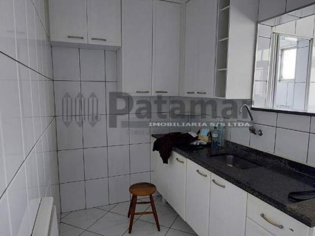 Apartamento à Venda com Três Quartos no Butantã