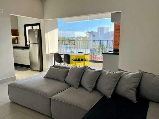 Apartamento á venda com varanda gourmet, 2 dormitórios sendo 1 suíte, garagem co