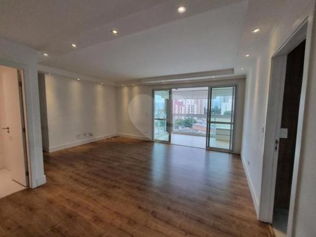 Apartamento a venda com varanda gourmet no Jardim São Paulo SP
