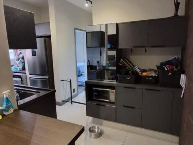 Apartamento à venda com vista para o Lago do Taboão – conforto, praticidade e excelente localização!