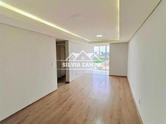 APARTAMENTO À VENDA COM SUÍTE, 1 QUARTO, SALÃO DE FESTAS E ELEVADOR NO CENTRO TOLEDO PR