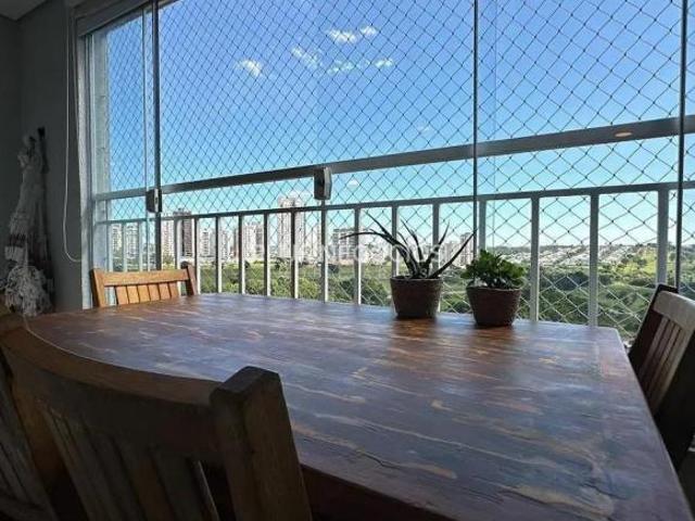 Apartamento À Venda Condomínio Raízes Campolim 2 dormitórios 1 suíte 68 m²