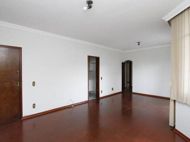 Apartamento à Venda Coração Eucarístico, 3 Quartos, 165 m2