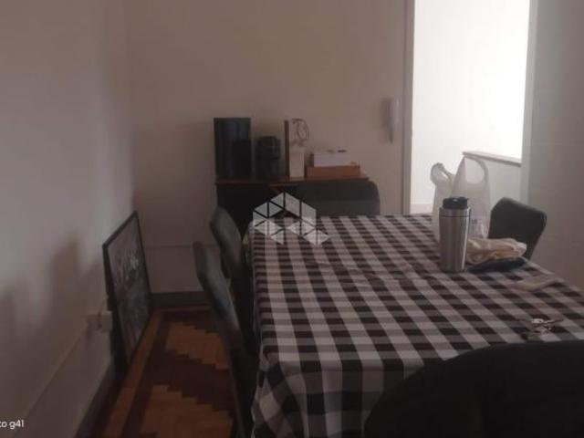 Apartamento á venda de um quarto e suite no centro de Santa Maria RS
