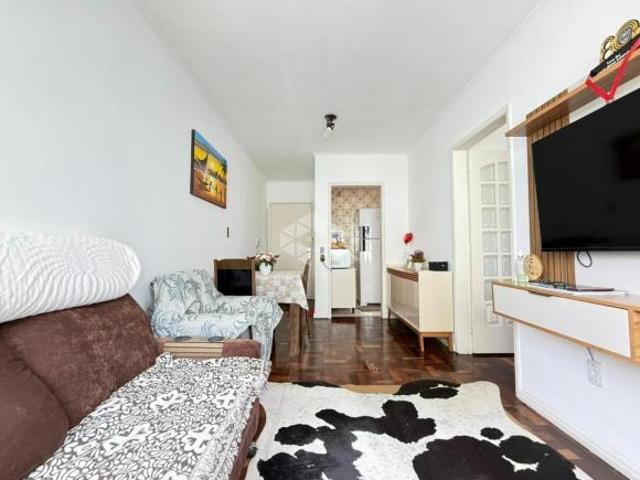 Apartamento a venda de 01 dormitório, com vaga, no Menino Deus