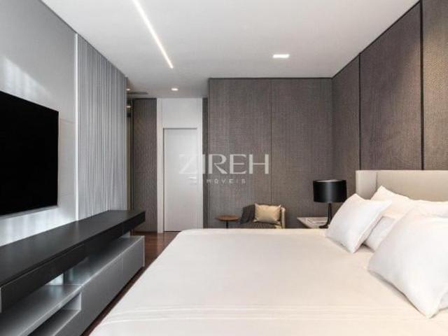 APARTAMENTO À VENDA DE 175M² NO CASA BATEL