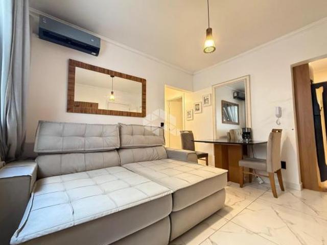Apartamento a venda de 1 dormitório com vaga de garagem no bairro Santana