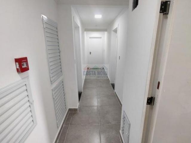 Apartamento à venda de 68m² com 2 quartos, 2 banheiros e garagem coberta na Vila Belmiro em Santos