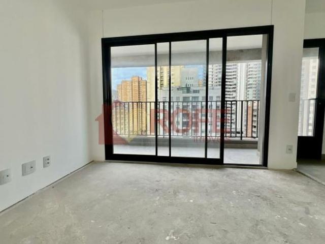 Apartamento á venda de 71m² com 2 dormitorios sendo 2 suites, mas lavabo