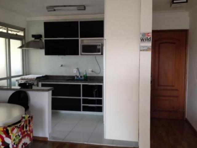Apartamento à Venda > Excelente Estado, Prédio Único, 3 Dormitorios, e 2 Vagas
