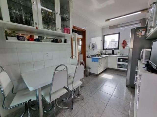 Apartamento à venda em Mirandópolis com 156 m², 3 quartos, 3 vagas