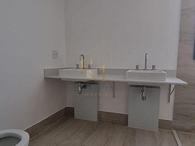Apartamento à venda em Moema