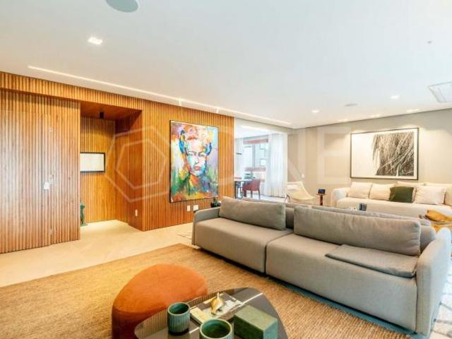 Apartamento à venda em Moinhos de Vento