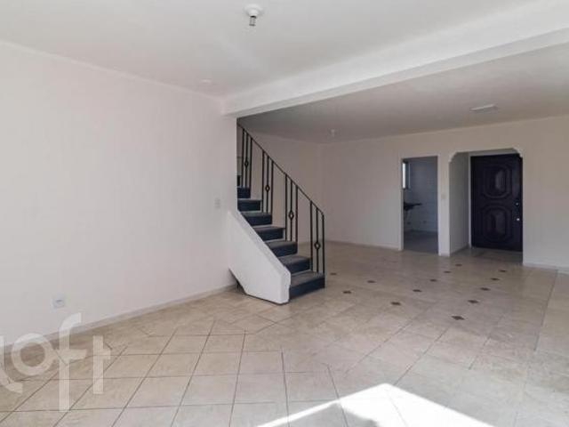 Apartamento à venda em Moinhos de Vento com 219 m², 3 quartos, 1 suíte, 2 vagas