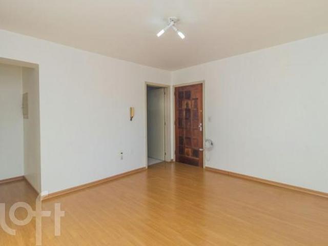 Apartamento à venda em Mont&apos serrat com 73 m², 2 quartos, 1 vaga
