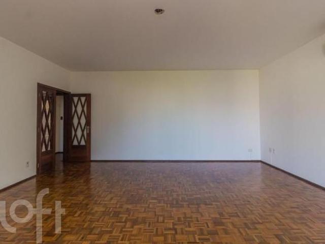 Apartamento à venda em Auxiliadora com 189 m², 3 quartos, 1 suíte, 2 vagas