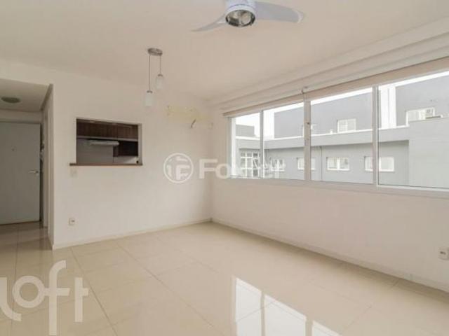 Apartamento à venda em Azenha com 74 m², 2 quartos, 1 vaga