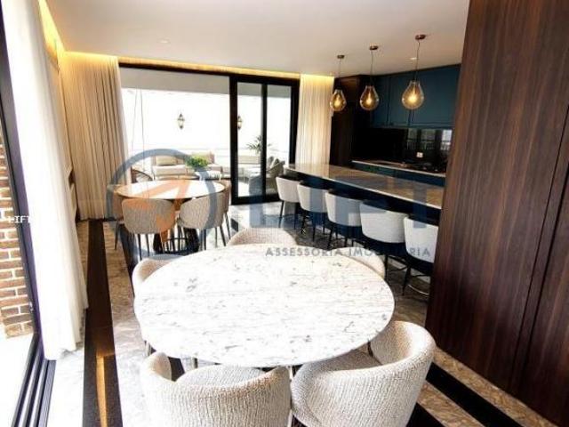 Apartamento à venda em Ahú