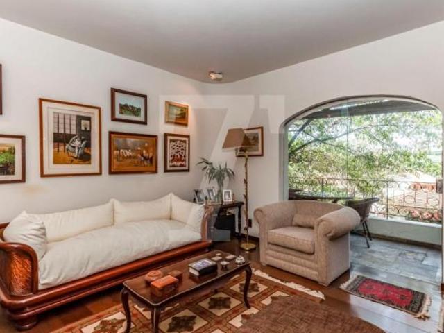 Apartamento à venda em Alto de Pinheiros